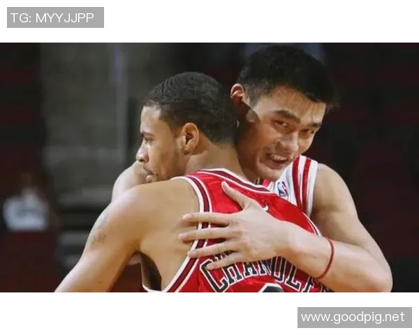 姚明家庭成员详细资料揭秘及其在篮球事业中的支持与影响